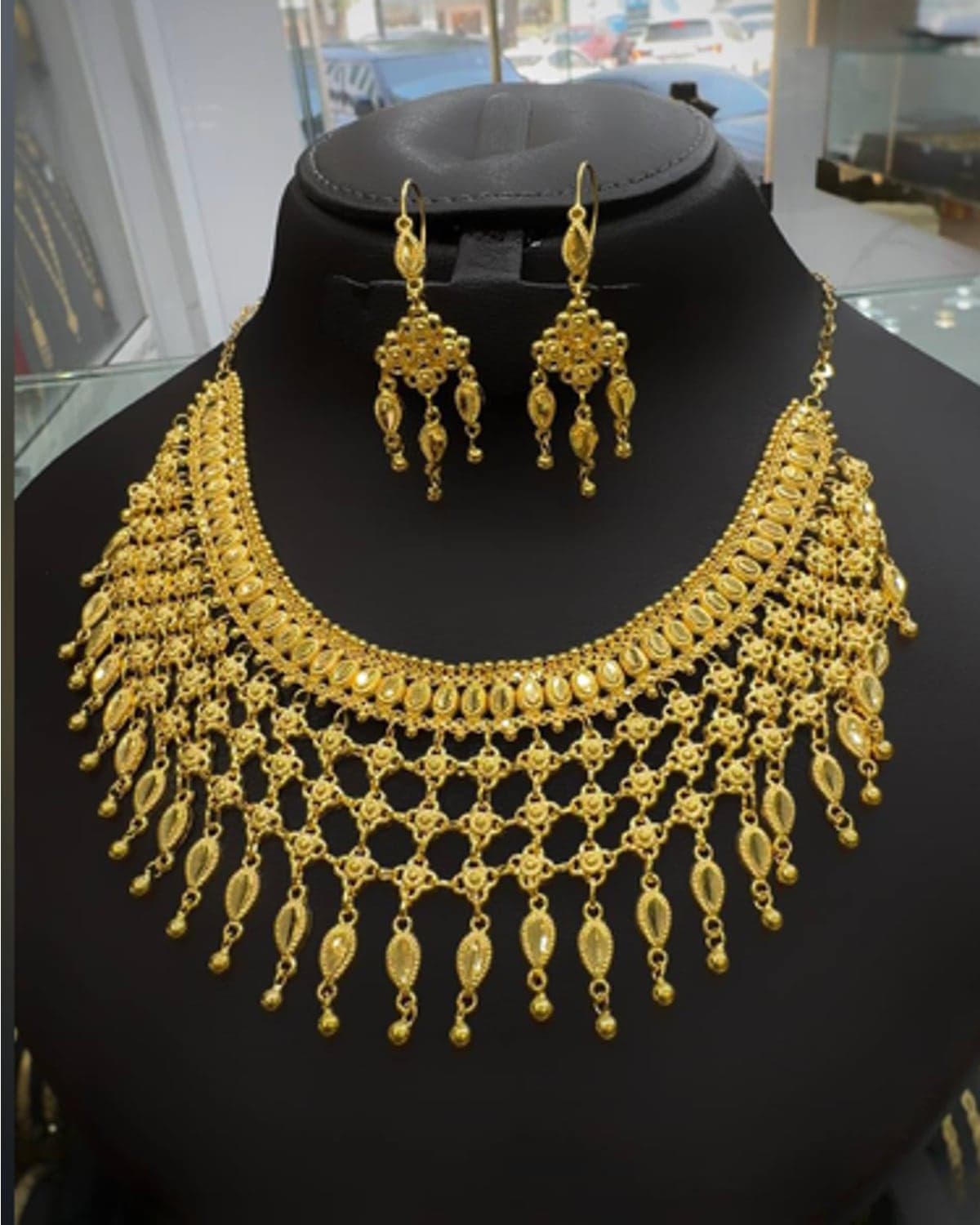 Three-Tier Manthoura Set (33.21 g)