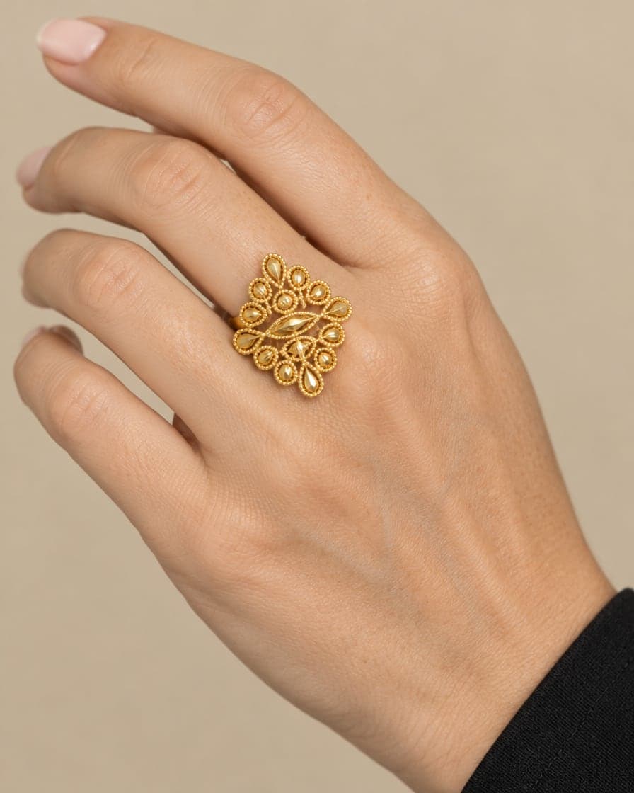 Diamond-Shape Ring